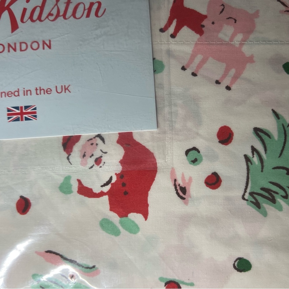 NWT CATH KIDSTON Pink Christmas Ditsy Deer 4 Piece Queen Size Sheet Set - Picture 7 of 7